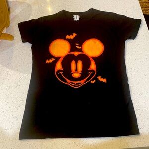 Women’s Mickey & Friends Halloween T-Shirt